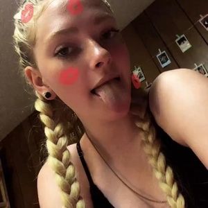 Meet your Posher, Paige